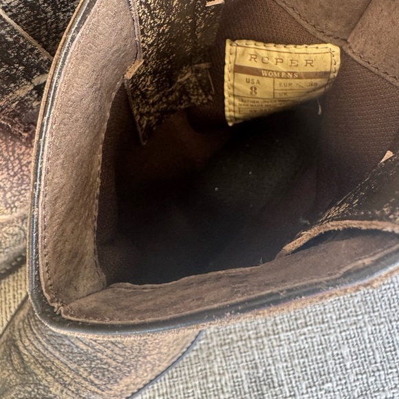 Roper Dusty Distressed Snip Toe Brown Casual Boots Womens Size 8 Good Condition - Picture 7 of 7